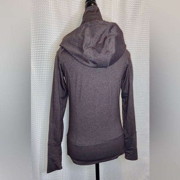 Women’s LULULEMON ATHLETICA heather plum and gray In stride Jacket size 6 - Picture 15 of 16